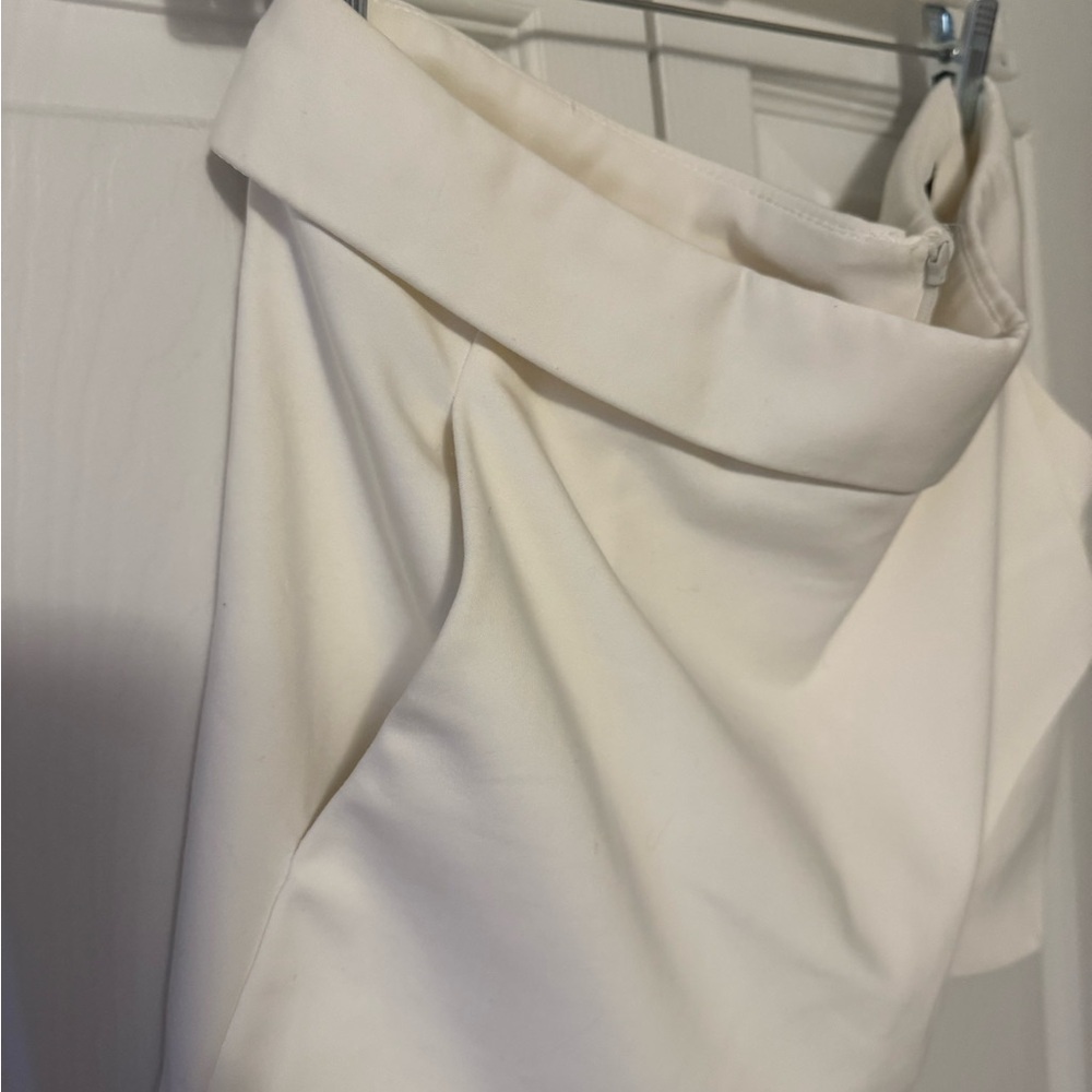 Zara Basic Cream Skort with Wrap-Style Overlay - image 4